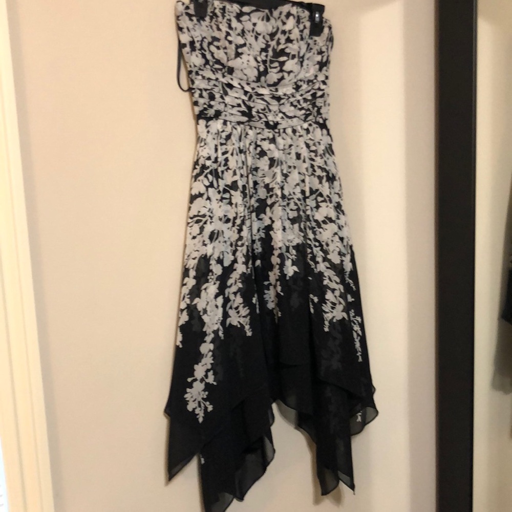 String straps cocktail dress